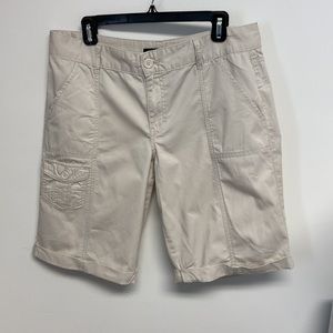 Calvin Klein Jeans Bermuda Shorts Size 12